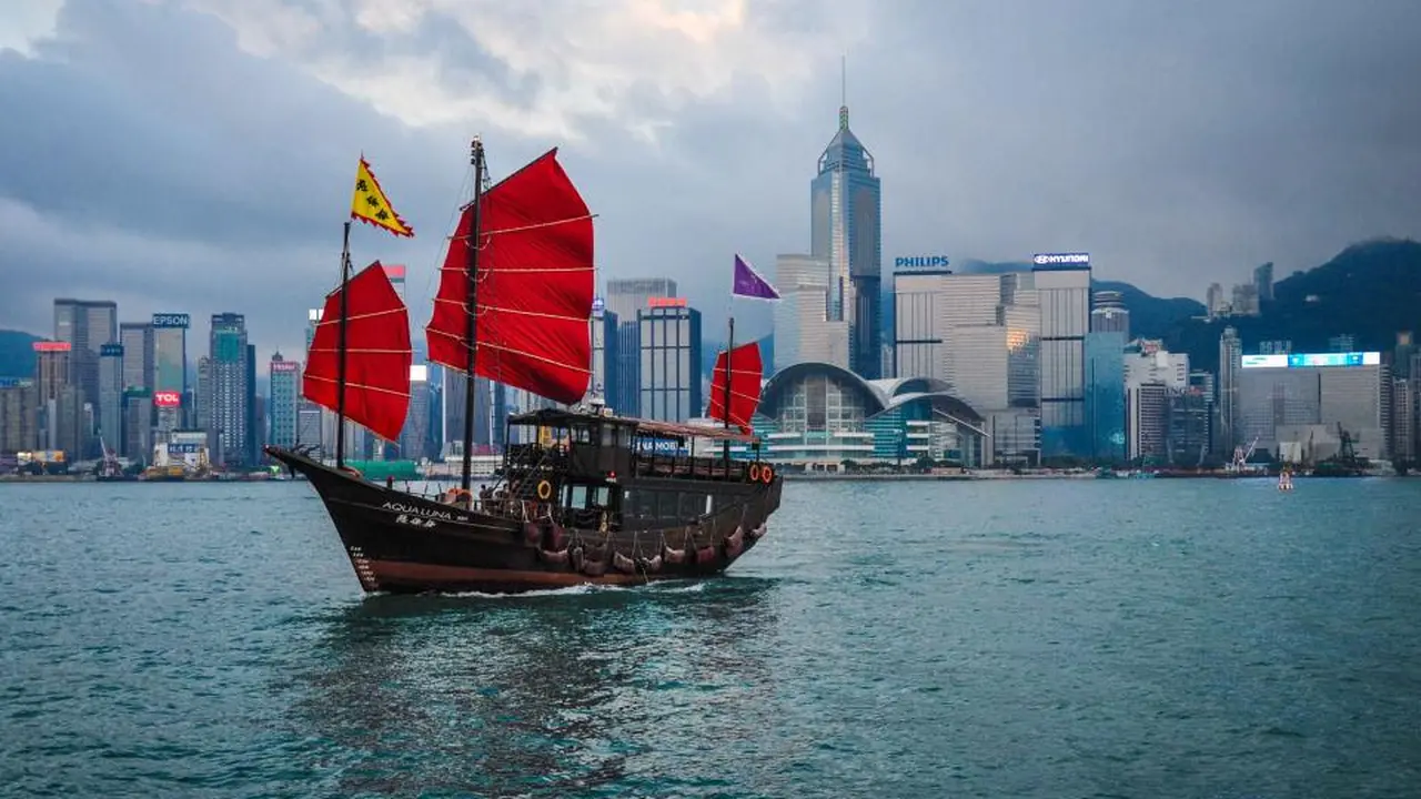 Pameran Seni Jadi Daya Tarik Wisatawan ke Hong Kong