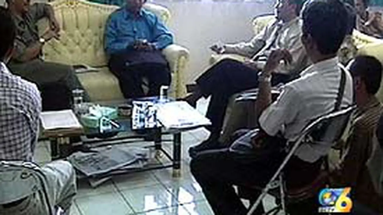 120404aPanwaslu.jpg