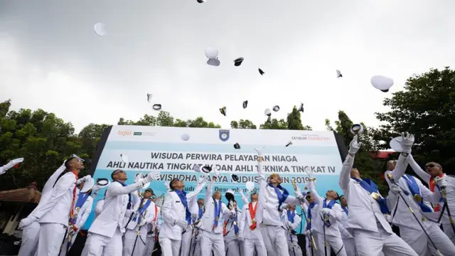Wisuda SMK