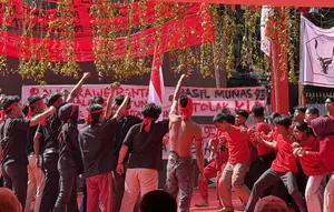 Tangis Hasto Pecah Saat Teatrikal Kudatuli Dipentaskan