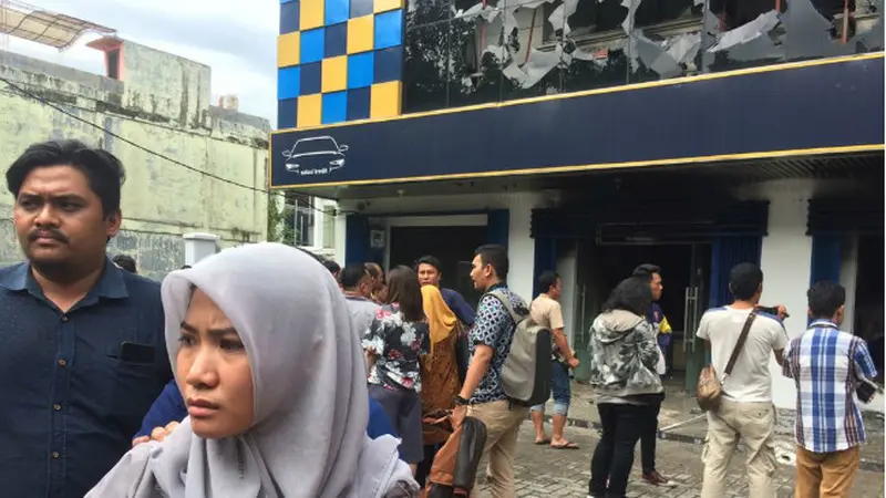 Kantor Mandiri Finance di Medan Diduga Dibakar Nasabah