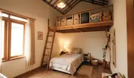 8 Desain Rumah Kecil dengan Loteng untuk Penyimpanan, Solusi Manfaatkan Ruang Vertikal