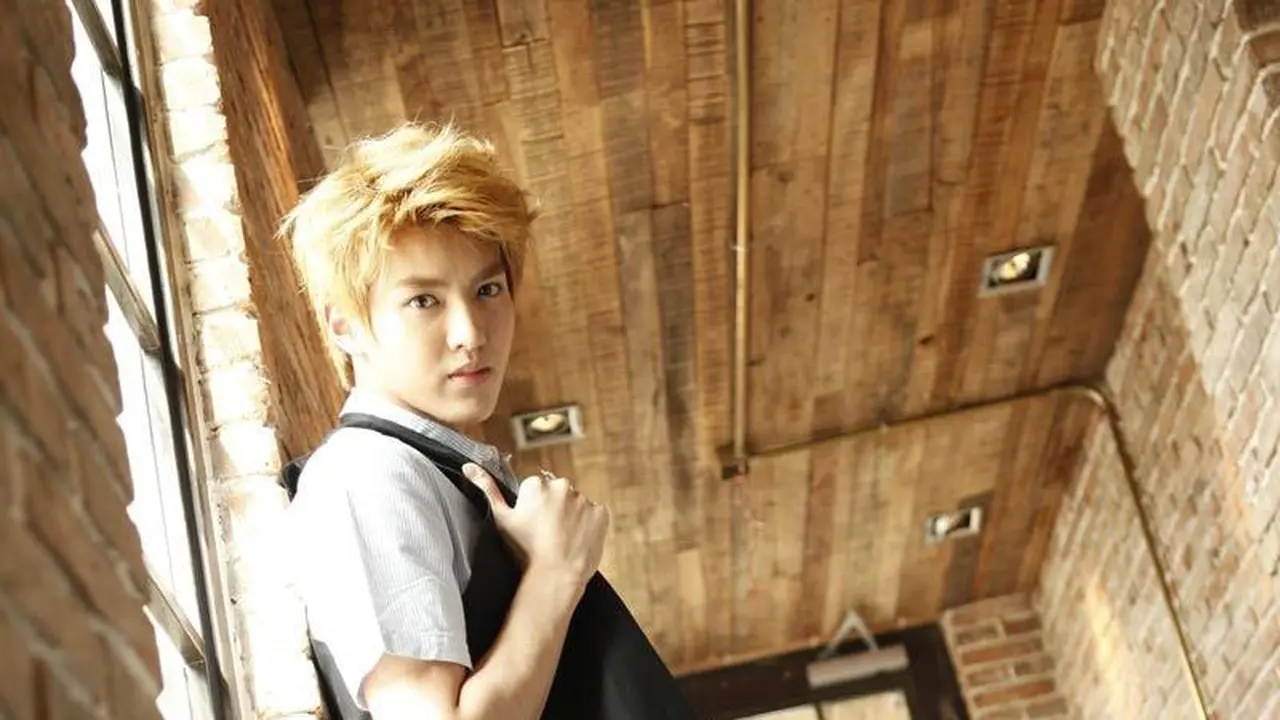 Pesona Kris EXO Membuat Artis Tiongkok Tak Berdaya?