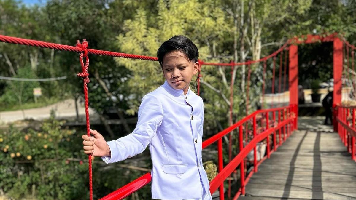 Momen Haru Farel Prayoga Bertemu Ibu Kandung untuk Pertama Kali, Terpisah Sejak Bayi