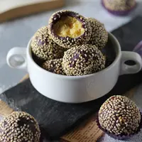 ilustrasi onde-onde/Atik Mufidah/Shutterstock