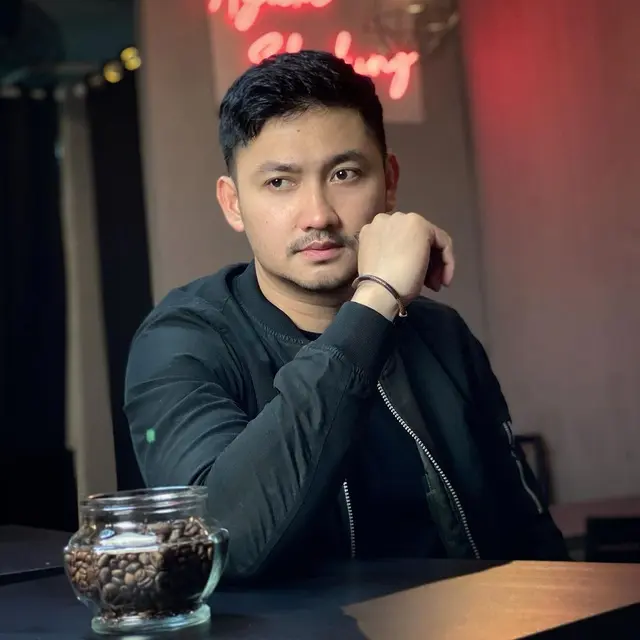 Angga Wijaya. (Foto: Dok. Instagram @anggawijaya88)