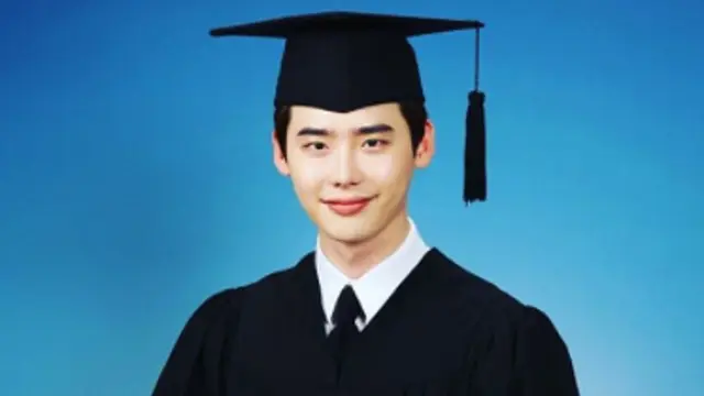 [Bintang] Lee Jong Suk