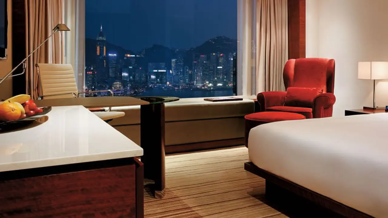 Nginap di Hyatt Regency Hong Kong Dapat Smartphone Gratis