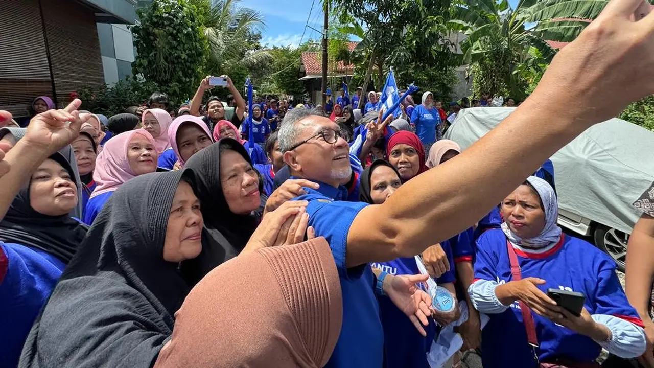 Ketua Umum Partai Amanat Nasional (PAN) Zulkifli Hasan melakukan rangkaian kampanye di Provinsi Banten, Selasa (16/1/2024).