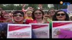 Ratusan Perempuan Peduli Indonesia menggelar aksi mendukung Perppu Ormas di depan Gedung DPR, Kamis, 27 Juli 2017.