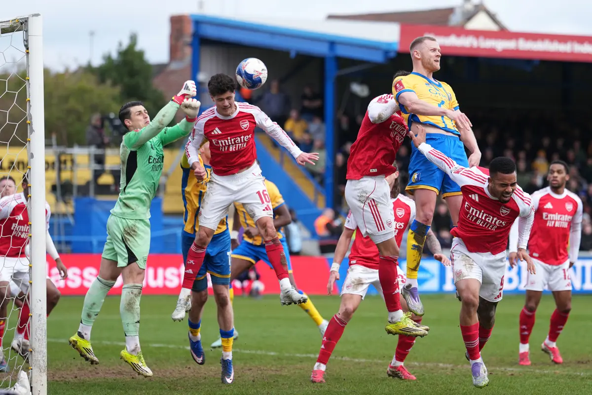 Mansfield Town Vs Arsenal