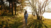Fart Walk, Tren Kesehatan Baru yang Bisa Mencegah Kanker hingga Diabetes