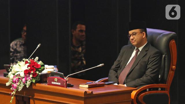 002722500_1570082387-20191003-Rapat-Paripurna-Penetapan-Pimpinan-DPRD-DKI-Definitif-HERMAN-5.jpg