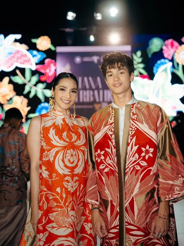 Potret Eddy Meijer Anak Maudy Koesnaedi yang Beranjak Dewasa, Jadi Model Brand Dunia
