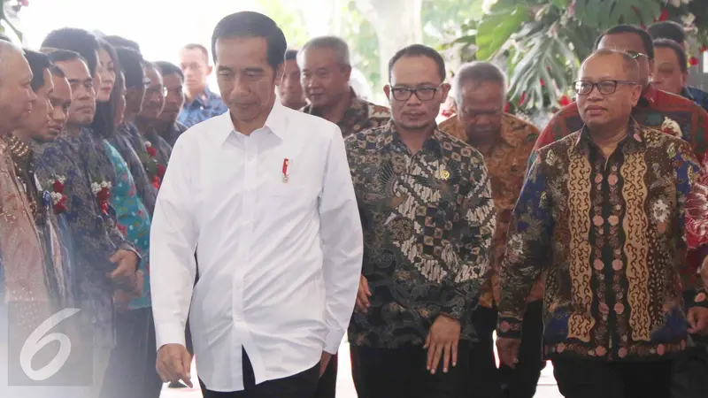 Jokowi Resmikan Proyek Rusunami untuk Buruh dan MBR