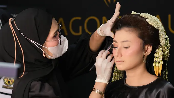 Tips Jadikan Hobi Makeup Jadi Profesi Menjanjikan di Paragon Beauty Academy