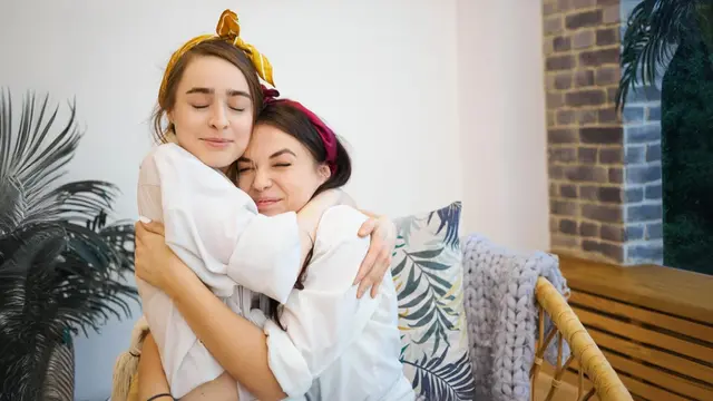 3 Jenis Self Care Orangtua yang Diam-Diam Membentuk Karakter Anak (Foto dok : Freepik/karlyukav)