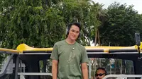 Lirik Lagu Kacamata dari Afgan, Menertawakan Kesedihan dengan Melodi Catchy