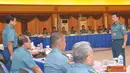 Citizen6, Surabaya: Hadir dalam sidang Pantuhir kali ini, antara lain Wakil Komandan Kobangdikal Brigjen TNI Sturman Panjaitan, Kepala Dinas Pendidikan Angkatan Laut dan Kepala Dinas Administrasi Personel Angkatan Laut. (Pengirim: Penkobangdikal). 
