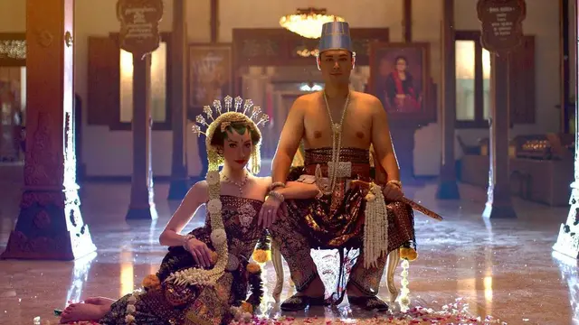 Varsha Strauss Menantu Bambang Trihatmodjo