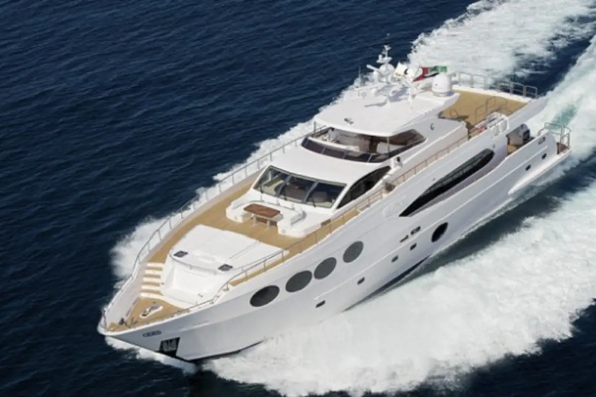 yatch