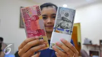 Dolar AS Masih Perkasa, Begini Ramalan Rupiah Awal Pekan Ini
