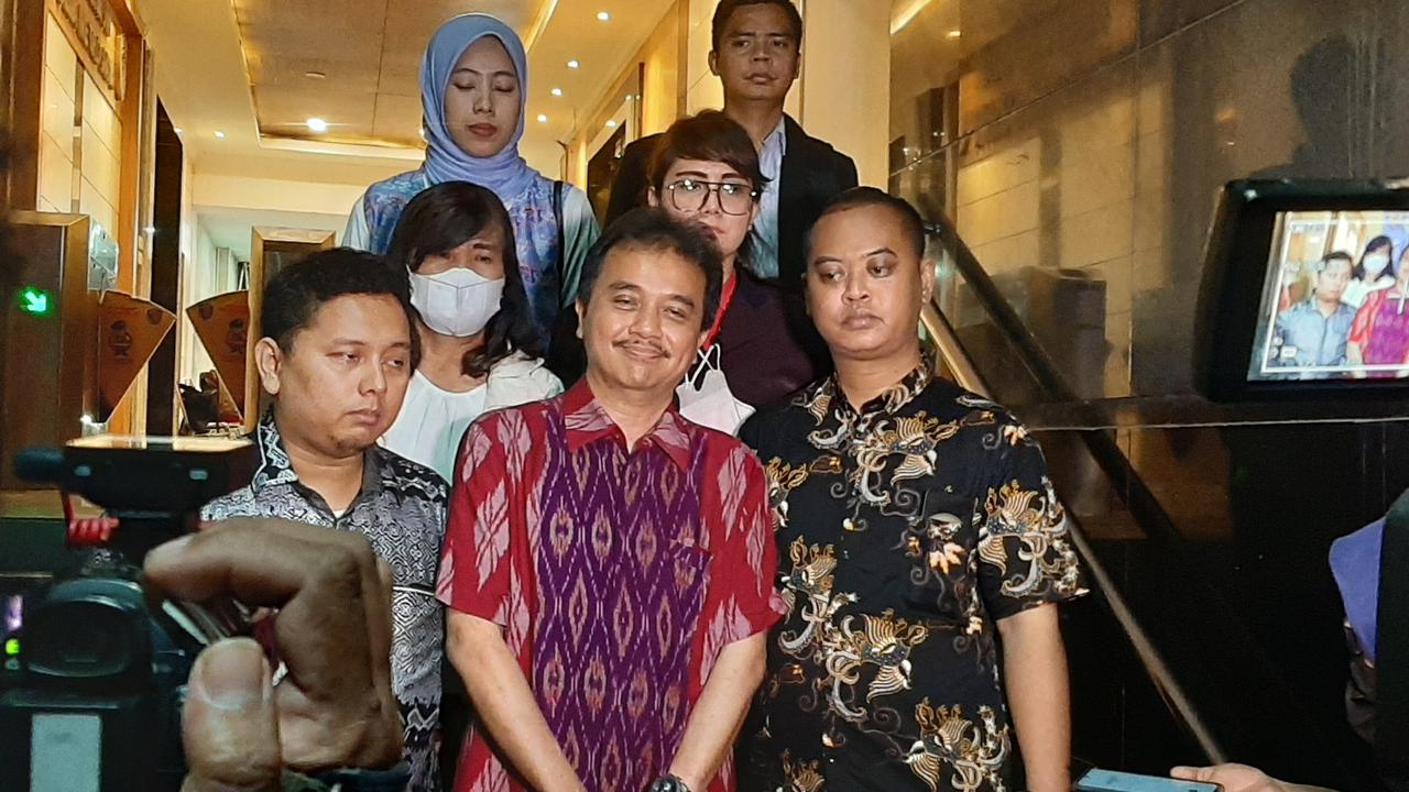 Eks Menpora Roy Suryo di Polda Metro Jaya. (Liputan6.com/Ady Anugrahadi)