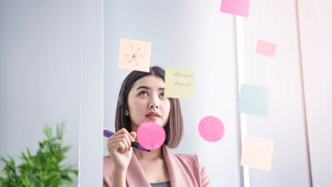 Stop Hura-Hura, Belajar Menabung Biar Kerja Kerasmu Nggak Sia-Sia