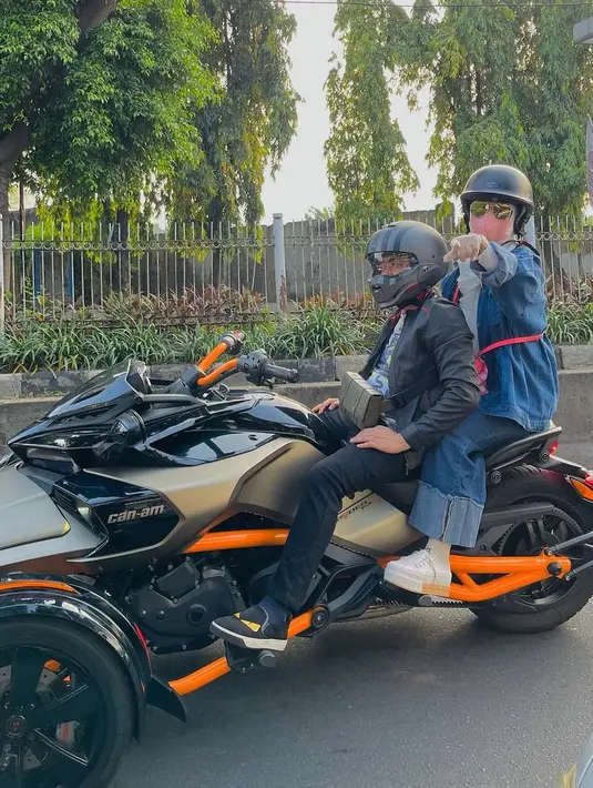 April Jasmine (Instagram/apriljasmine85)