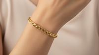 7 Model Gelang Bangle 2 Gram yang Klasik tapi Selalu Terlihat Kekinian, Simpel namun Berkelas (sumber: GeminiAI)