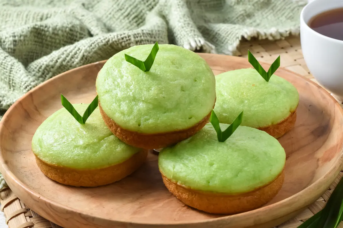 kue apem pandan