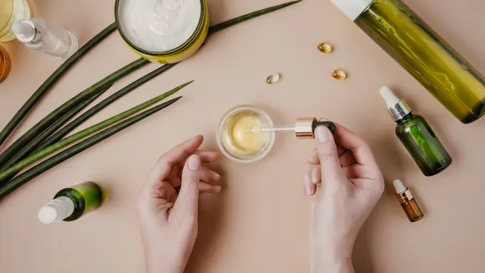 ilustrasi manfaat kandungan peptida pada produk kecantikan/IRA_EVVA/shutterstock