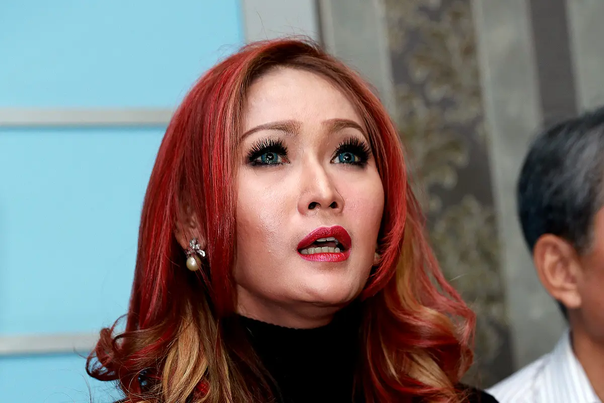 [Bintang] Inul Daratista