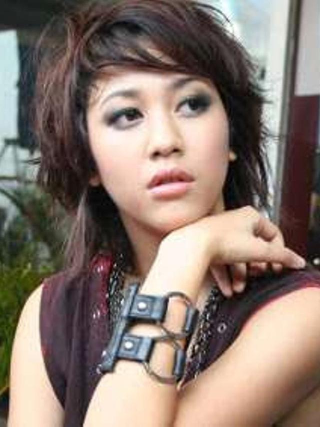 Dulu dan Kini: Transformasi Sherina Munaf Bikin Pangling ...