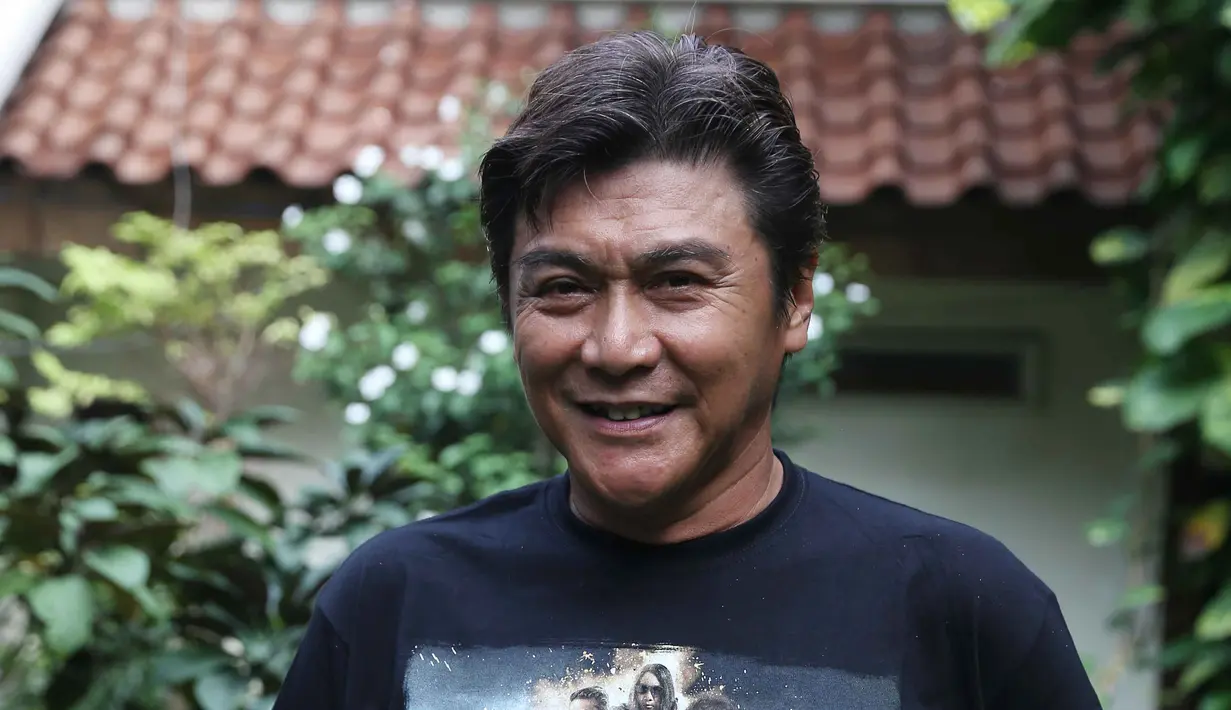 Aktor Willy Dozan mengaku bangga dan merasa puas ketika film yang melibatkan namanya itu melejit dan tembus 1 juta penonton tiap minggunya. (Nurwahyunan/Bintang.com)