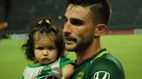 Robertino Pugliara Persembahkan Gol ke Gawang Perseru untuk Sang Buah Hati