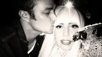 Taylor Kinney berikan Lady Gaga ciuman dihari ulang tahunnya. Hadiah apa saja yang diterima Lady Gaga?