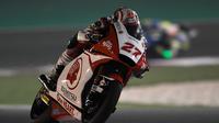 Andi Gilang saat tampil pada lomba putaran perdana Moto2 2020 di Sirkuit Losail, Qatar. (Twitter/Honda Team Asia)