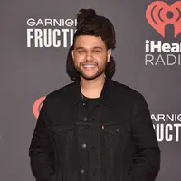 Posisi puncak The Weeknd mampu menggeser Justin Bieber  dengan ‘What Do You Mean’-nya minggu lalu menduduki posisi runner-up harus turun 1 peringkat di posisi 3. (AFP/Bintang.com)