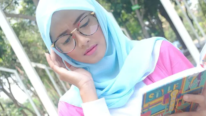 Foto: copyright Unpopulart - Rifa Arhas