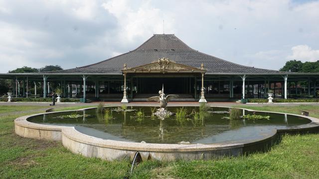 Perpustakaan Pura Mangkunegaran