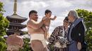 Meski terdengar aneh, tradisi ini punya makna mendalam dalam budaya Jepang. Tangisan bayi dipercaya membawa keberuntungan, mengusir roh jahat (evil spirits), dan simbol kesehatan dan pertumbuhan yang kuat. (AFP/Yuichi Yamazaki)