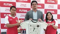 Bentuk Syukur dan Kepedulian, Timnas Futsal Putra Indonesia Lelang Jersey untuk Korban Bencana Sumatera