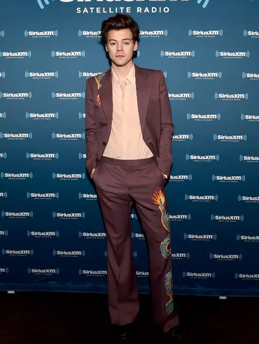 Sampai saat ini belum diketahui kebenarannya soal berita putusnya Harry Styles dengan Tess Ward. Pasalnya, perwakilan dari kedua belah pihak belum menyampaikan secara langsung mengenai kabar ini.  (AFP/Bintang.com)