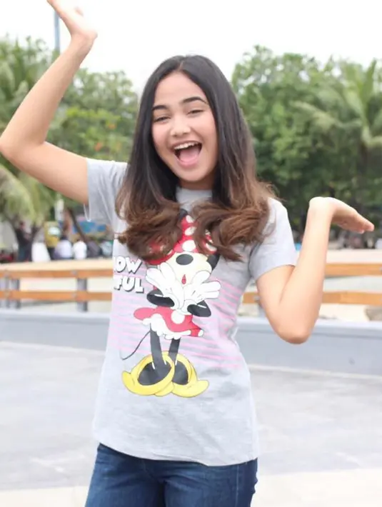 Walaupun mempunyai wajah yang cantik, akan tetapi Syifa Hadju tak malu untuk berpose dengan ekspresi yang lucu. (Foto: instagram.com/syifahadjureal)