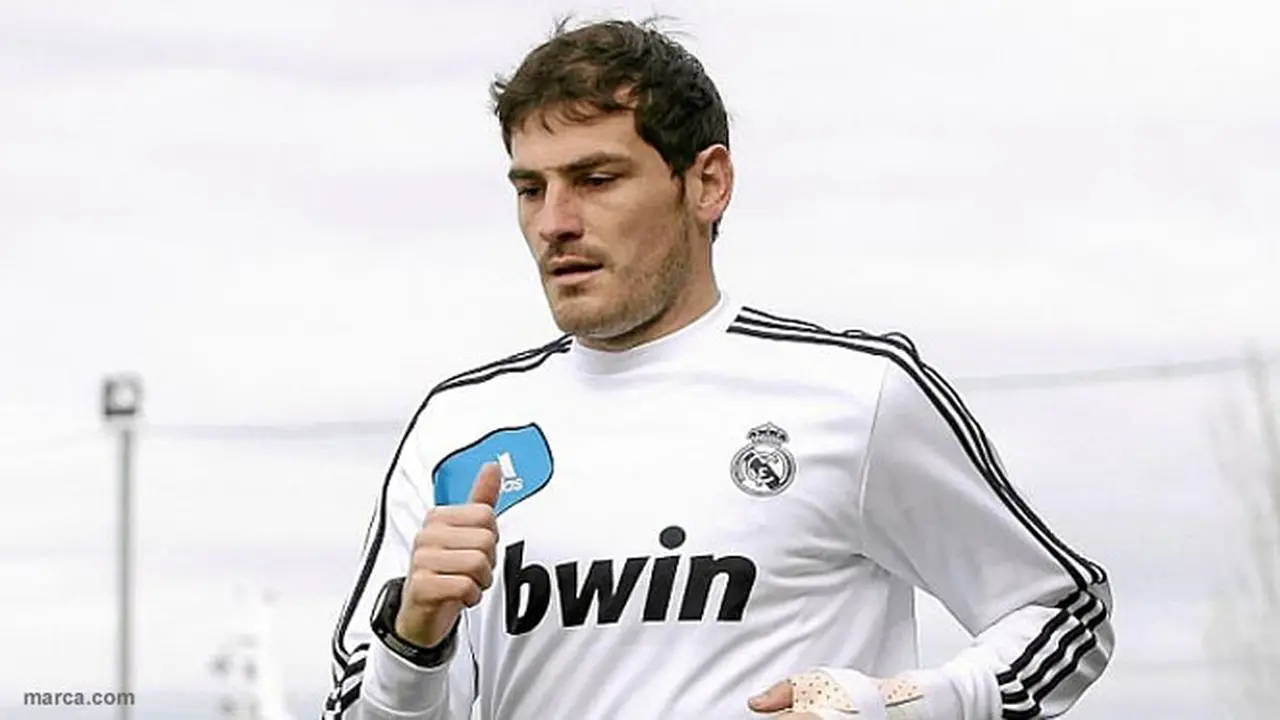 iker-casilas-130222a.jpg