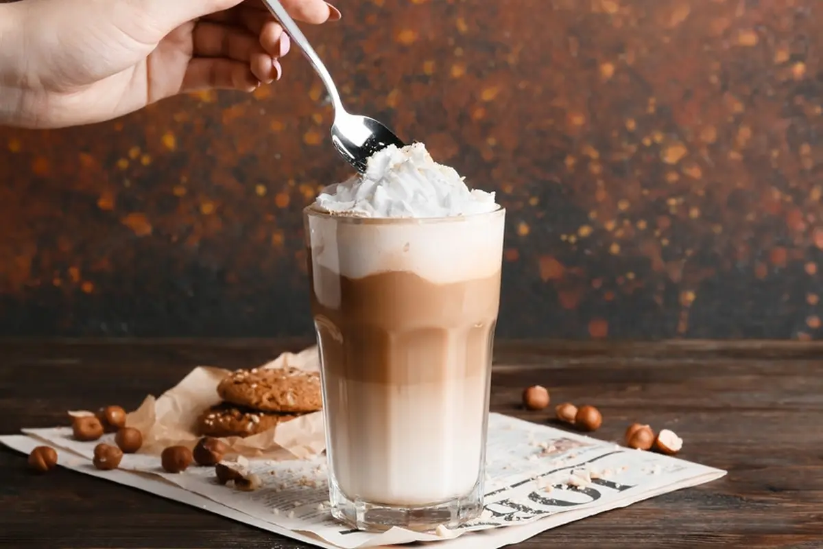 hazelnut latte kopi susu