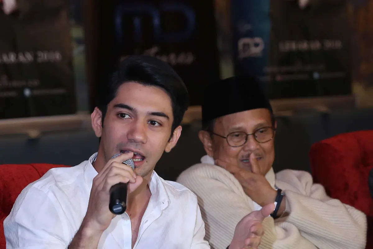 [Bintang] Reza Rahadian