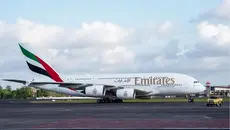 Momen Bersejarah, Pesawat Terbesar Airbus A380 Mendarat di Soekarno-Hatta
