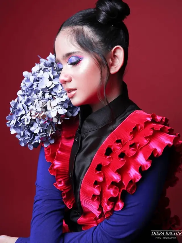 7 Pemotretan Tissa Biani, Gaya Rambutnya Seperti Chun Li di Game Street Fighter